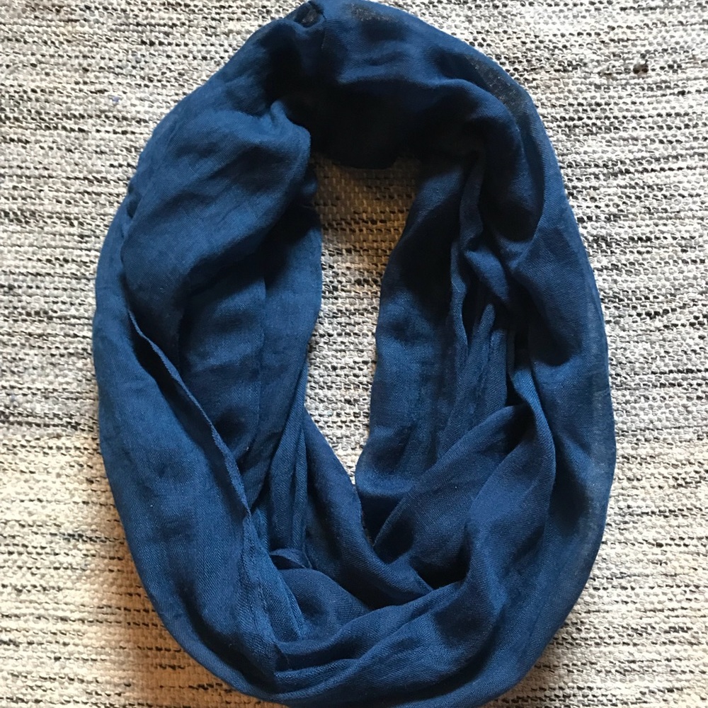 Infinity scarf